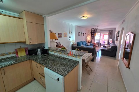 Apartment for sale in Los Alcazares, Murcia, Spain 3 bedrooms,  No. 193442 - photo 14