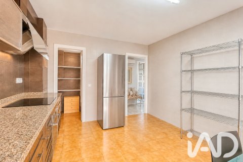 Apartment à vendre à Alicante, Espagne, 4 chambres, 140 m2 No. 187874 - photo 8