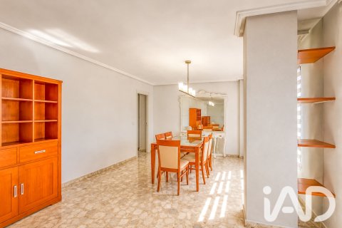 Apartment à vendre à Alicante, Espagne, 4 chambres, 140 m2 No. 187874 - photo 21