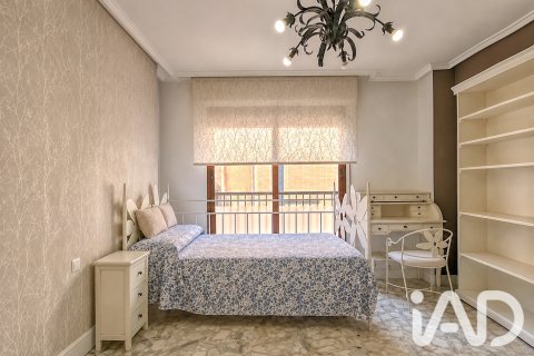 Apartment à vendre à Alicante, Espagne, 4 chambres, 140 m2 No. 187874 - photo 15