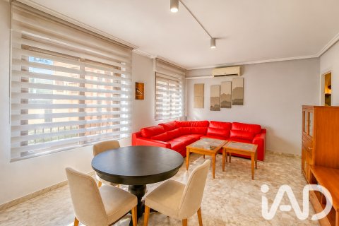 Apartment à vendre à Alicante, Espagne, 4 chambres, 140 m2 No. 187874 - photo 4