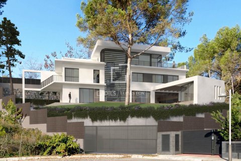Villa a Bellaterra, Barcelona, Spagna 5 camere da letto, 526 mq. N° 192548