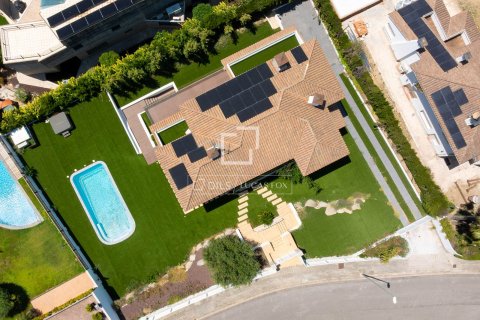 Villa in vendita a Alella, Barcelona, Spagna 6 camere da letto, 602 mq. N° 192550 - foto 4