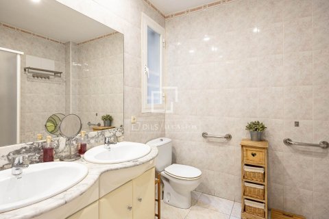 Appartamento in vendita a Barcelona, Spagna 5 camere da letto, 161 mq. N° 192547 - foto 26