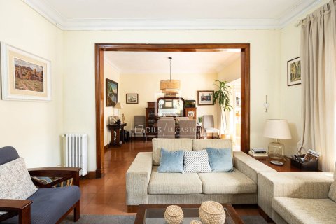 Appartamento in vendita a Barcelona, Spagna 5 camere da letto, 161 mq. N° 192547 - foto 5