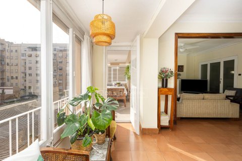 Appartamento in vendita a Barcelona, Spagna 5 camere da letto, 161 mq. N° 192547 - foto 7