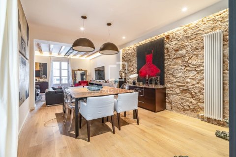 Appartamento a Barcelona, Spagna 3 camere da letto, 156 mq. N° 192552