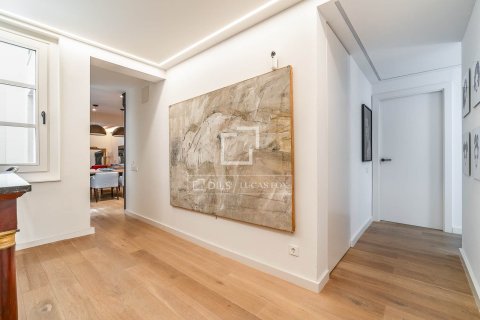 Appartamento in vendita a Barcelona, Spagna 3 camere da letto, 156 mq. N° 192552 - foto 16