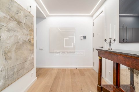 Appartamento in vendita a Barcelona, Spagna 3 camere da letto, 156 mq. N° 192552 - foto 14