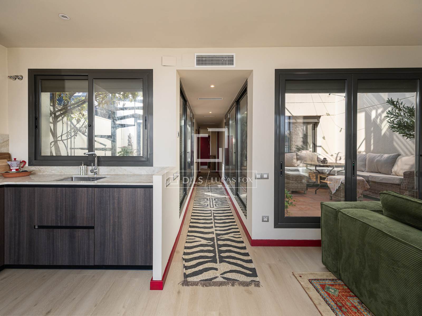 Kattohuoneisto Barcelona, Espanja 2 makuuhuonetta, 84 m2 No. 192549