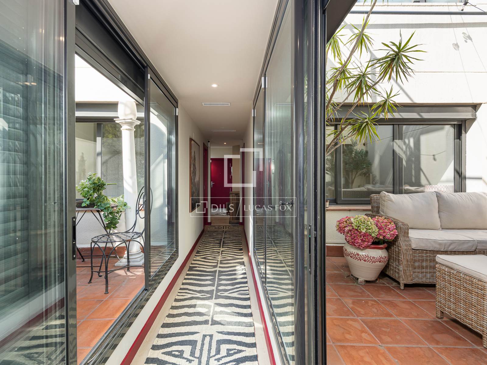 Kattohuoneisto Barcelona, Espanja 2 makuuhuonetta, 84 m2 No. 192549