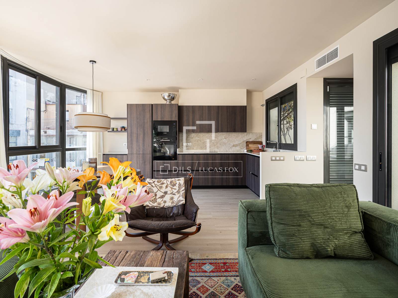 Kattohuoneisto Barcelona, Espanja 2 makuuhuonetta, 84 m2 No. 192549