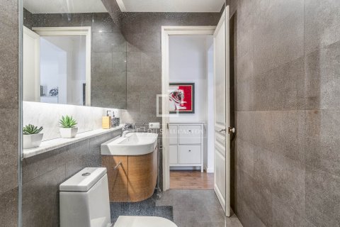 Appartamento in vendita a Barcelona, Spagna 2 camere da letto, 69 mq. N° 192546 - foto 11