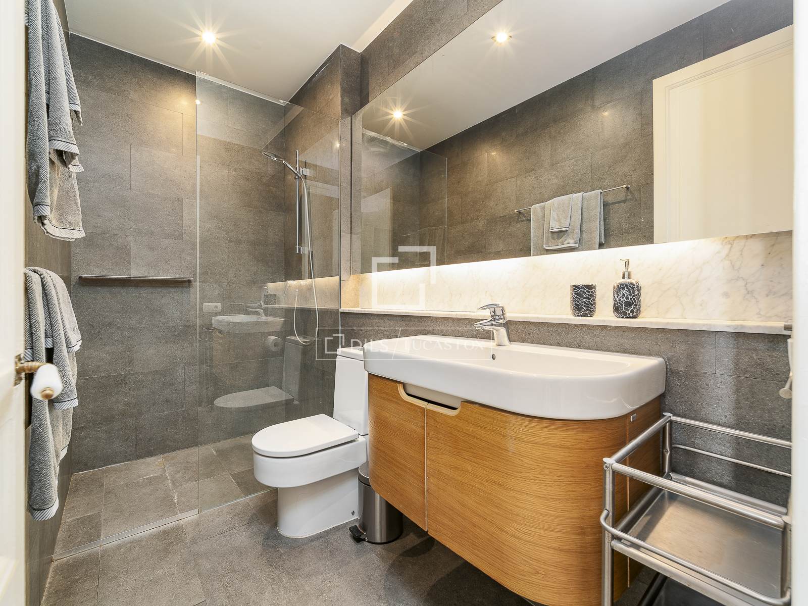 Huoneisto Barcelona, Espanja 2 makuuhuonetta, 69 m2 No. 192546
