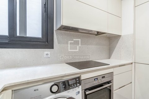 Apartament w Barcelona, Hiszpania 2 sypialnie, 69 mkw. nr 192546 – zdjęcie 21
