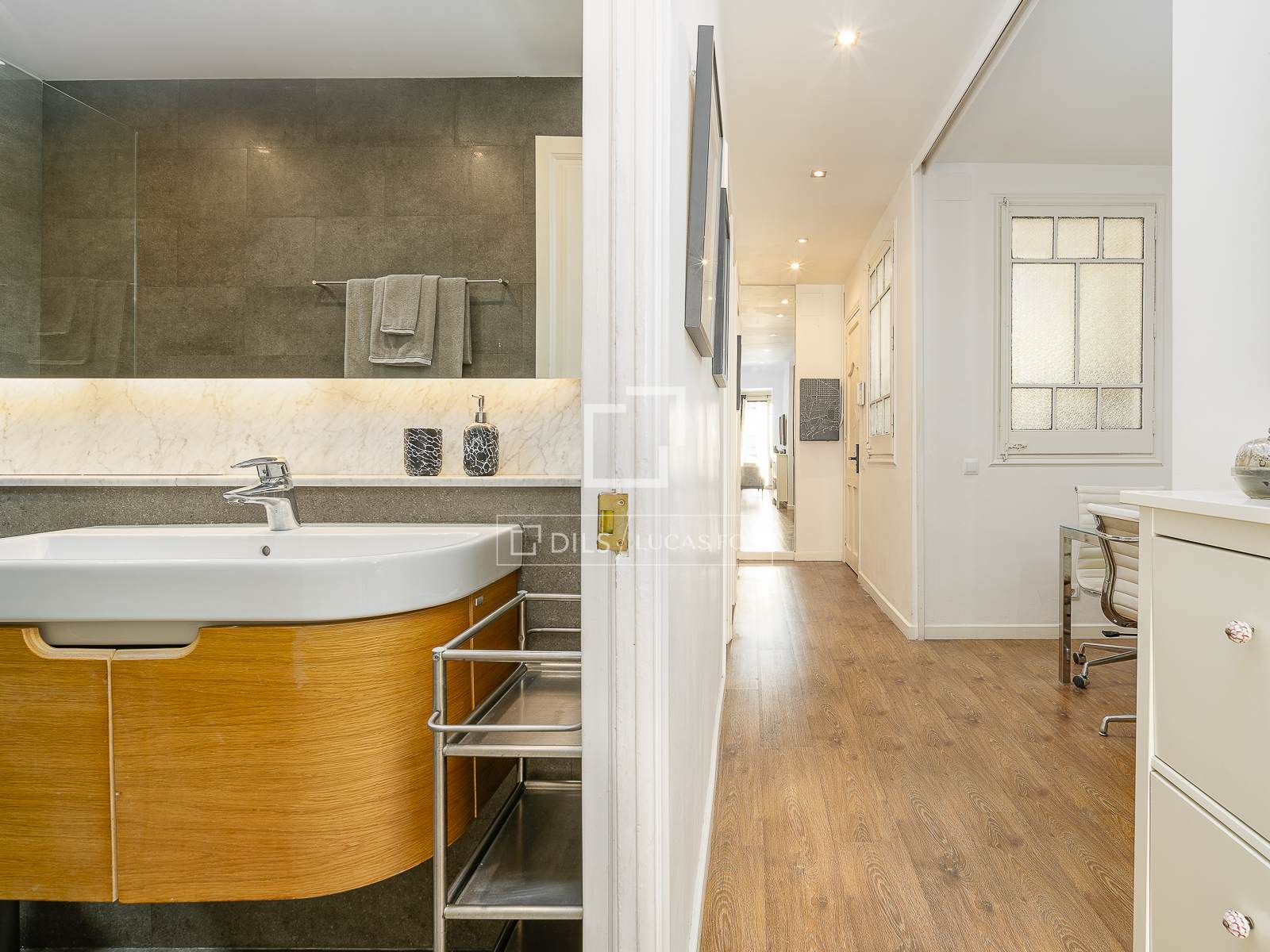 Huoneisto Barcelona, Espanja 2 makuuhuonetta, 69 m2 No. 192546