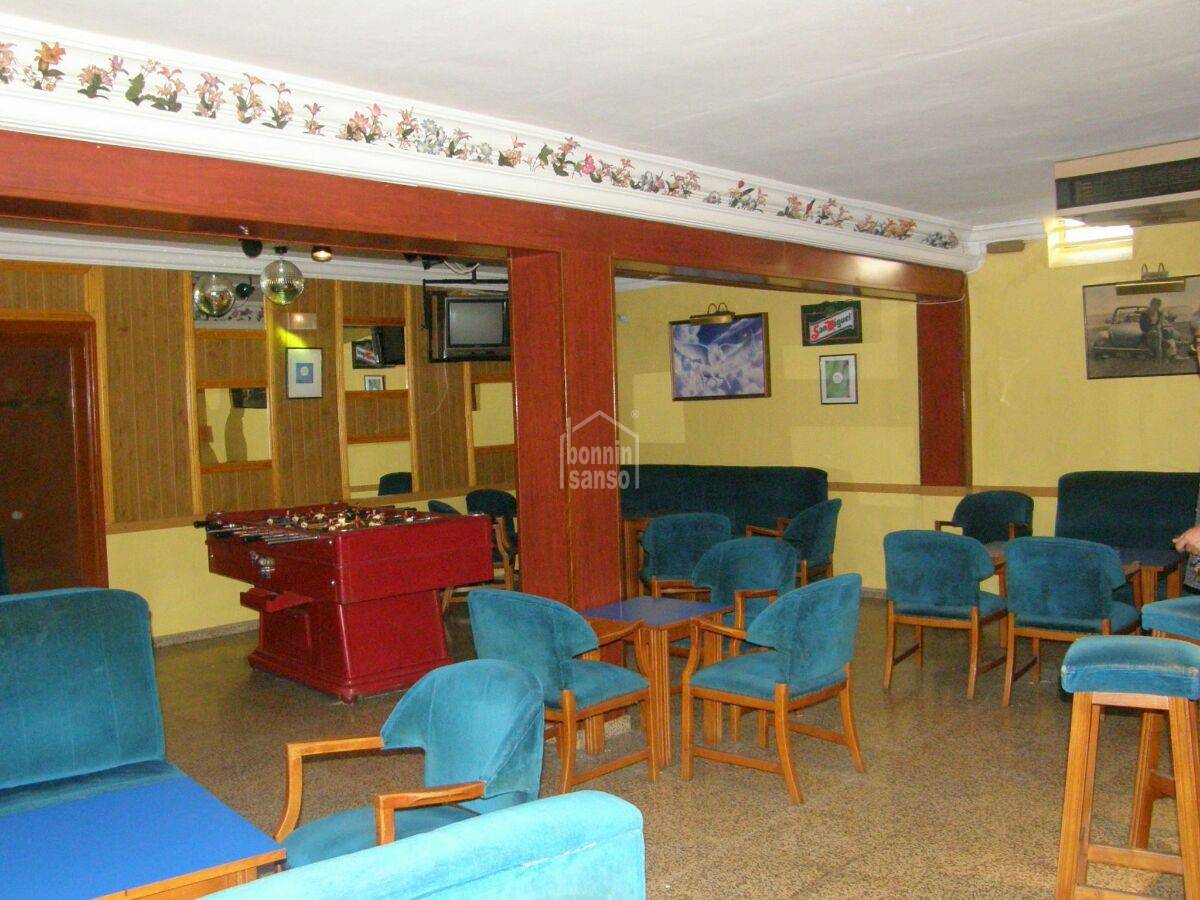 Pub a Cala Bona, Mallorca, Spagna 220 mq. N° 65556