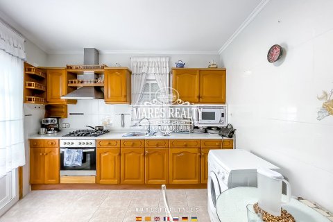 Huvila myytävänä Tordera, Barcelona, Espanja, 5 makuuhuonetta, 260 m2 No. 113233 - kuva 16