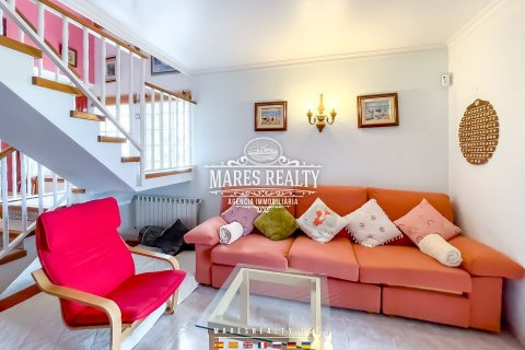Huvila myytävänä Tordera, Barcelona, Espanja, 5 makuuhuonetta, 260 m2 No. 113233 - kuva 5