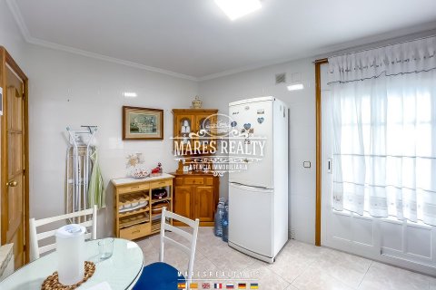 Huvila myytävänä Tordera, Barcelona, Espanja, 5 makuuhuonetta, 260 m2 No. 113233 - kuva 17