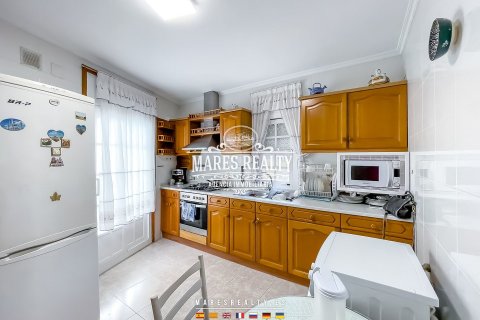 Huvila myytävänä Tordera, Barcelona, Espanja, 5 makuuhuonetta, 260 m2 No. 113233 - kuva 15