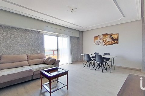 Apartment for sale in Nules, Castellon, Spain 4 bedrooms, 138 sq.m. No. 185857 - photo 3