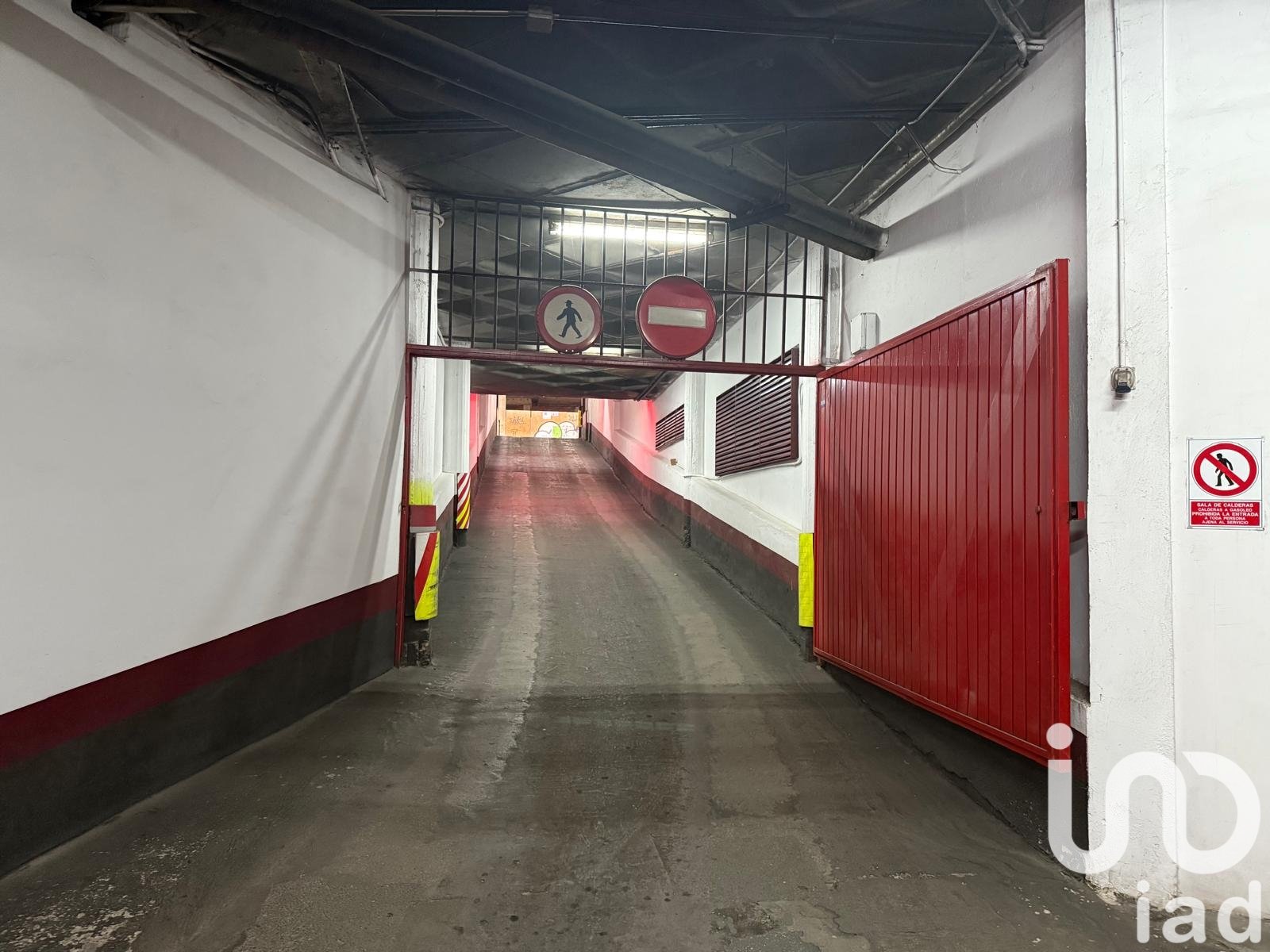 Garage in Leon, Spain 12 sq.m. No. 185858