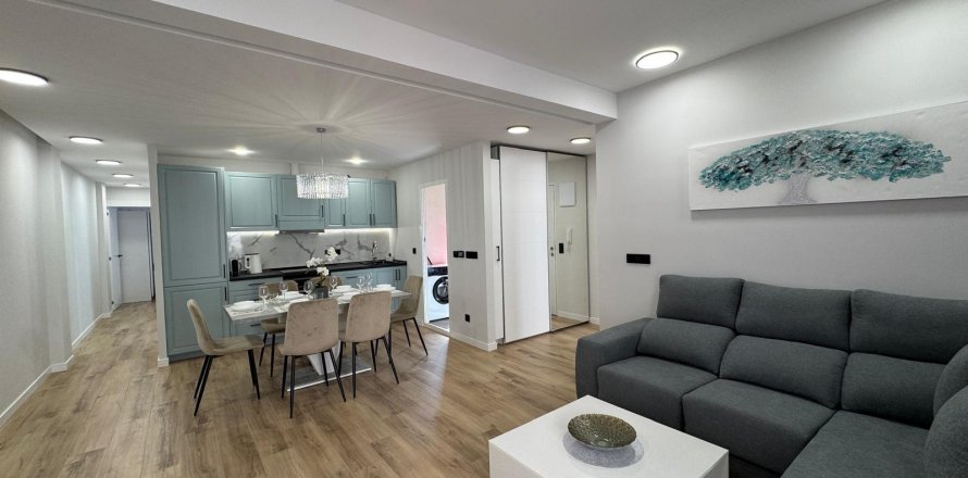 Apartamento Torrevieja, Alicante, España 3 dormitorios, 100 m2 No. 133099