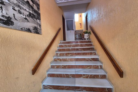 Apartment for sale Torrevieja, Alicante, Spain 2 bedrooms, 90 sq.m. No. 133096 - photo 22