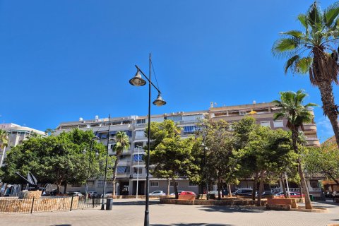 Apartment for sale Torrevieja, Alicante, Spain 2 bedrooms, 90 sq.m. No. 133096 - photo 24