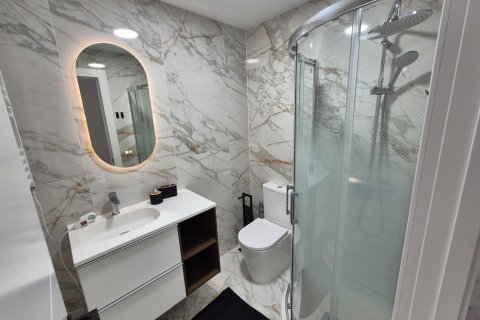 Apartment for sale Torrevieja, Alicante, Spain 2 bedrooms, 90 sq.m. No. 133096 - photo 11