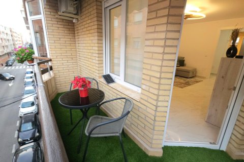 Wohnung zum Verkauf in Torrevieja, Alicante, Spanien 2 Schlafzimmer, 90 m2 Nr. 133096 - Foto 12