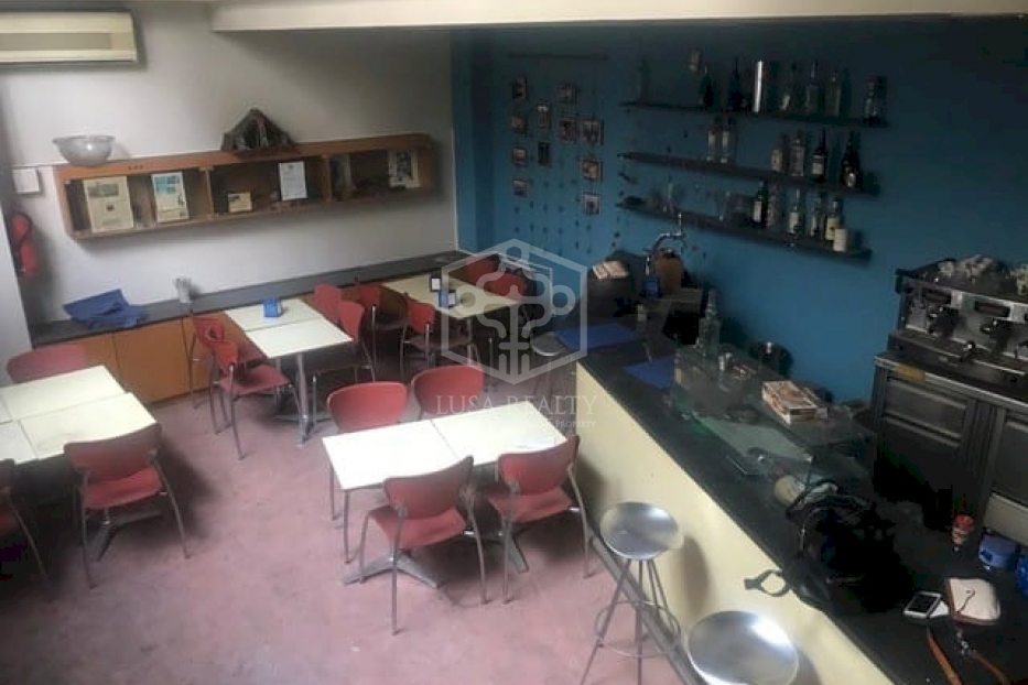 Commercial property in Barcelona, Spain 79 sq.m. No. 78415