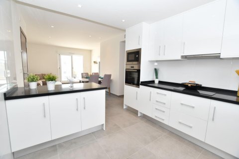 Bungalow zum Verkauf in San Miguel de Salinas, Alicante, Spanien 2 Schlafzimmer, 73 m2 Nr. 141645 - Foto 6