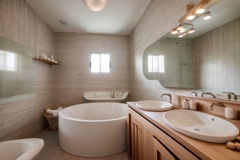 Apartament w Torrevieja, Alicante, Hiszpania 6 sypialni, 338 mkw. nr 165725 – zdjęcie 19