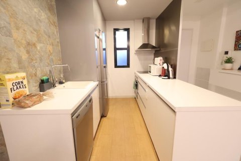 Apartment for sale in La Zenia, Alicante, Spain 2 bedrooms, 77 sq.m. No. 165810 - photo 4