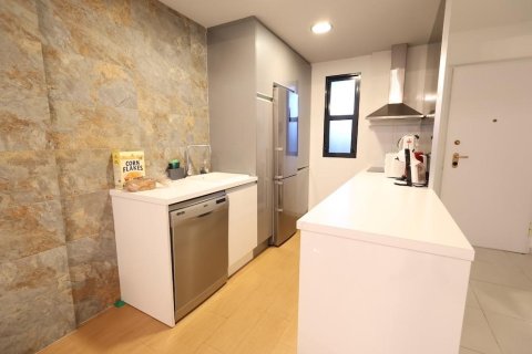 Apartment for sale in La Zenia, Alicante, Spain 2 bedrooms, 77 sq.m. No. 165810 - photo 3