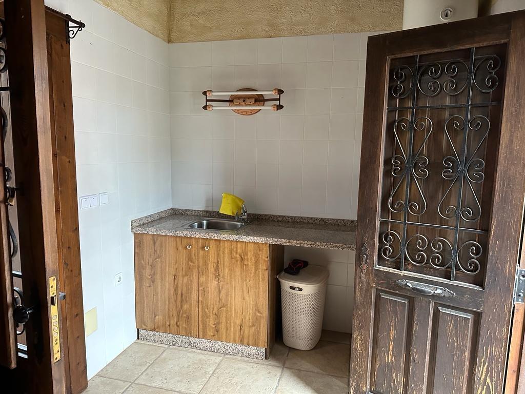 Huvila Catral, Alicante, Espanja 4 makuuhuonetta, 141 m2 No. 79843