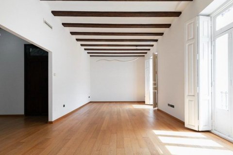 Appartamento in vendita Valencia, Spagna 3 camere da letto, 194 mq. N° 133348 - foto 2