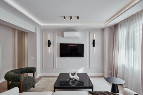Villa for sale in Madrid, Spain 3 bedrooms, 136 sq.m. No. 179927 - photo 5