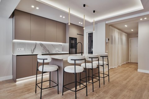 Villa for sale in Madrid, Spain 3 bedrooms, 136 sq.m. No. 179927 - photo 14