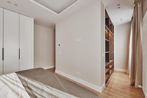 Dzīvoklis pārdošanā Madrid, Spānijā 2 istabas, 97 m2 Nr. 179928 - attēls 17