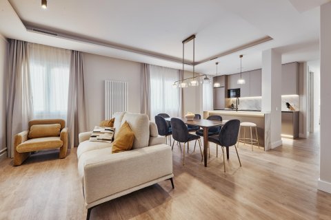 Dzīvoklis pārdošanā Madrid, Spānijā 2 istabas, 97 m2 Nr. 179928 - attēls 9