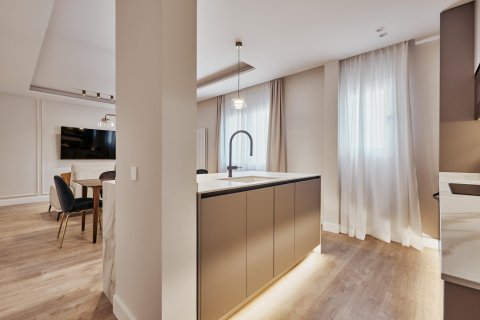 Dzīvoklis pārdošanā Madrid, Spānijā 2 istabas, 97 m2 Nr. 179928 - attēls 13
