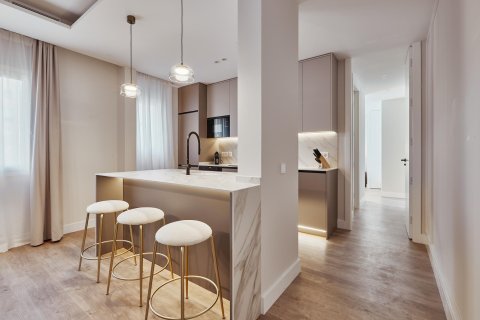 Dzīvoklis pārdošanā Madrid, Spānijā 2 istabas, 97 m2 Nr. 179928 - attēls 10