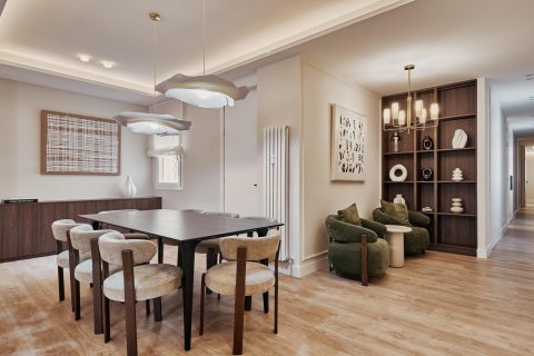 Dzīvoklis pārdošanā Madrid, Spānijā 3 istabas, 170 m2 Nr. 179930 - attēls 15