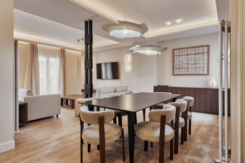 Dzīvoklis pārdošanā Madrid, Spānijā 3 istabas, 170 m2 Nr. 179930 - attēls 14