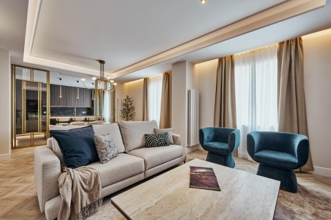 Huvila Madrid, Espanja 3 makuuhuonetta, 158 m2 No. 179932