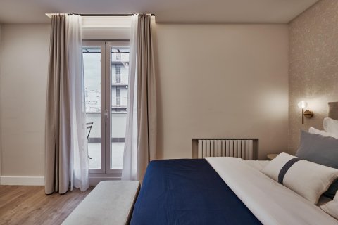 Apartament w Madrid, Hiszpania 3 sypialnie, 142 mkw. nr 179931 – zdjęcie 18