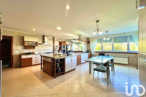 Talo myytävänä Bergondo, A Coruna, Espanja, 8 makuuhuonetta, 1857 m2 No. 153679 - kuva 14